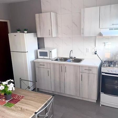 Cozy 1-Bedroom Apartment Close To City Center Willemstad Dış mekan fotoğraf